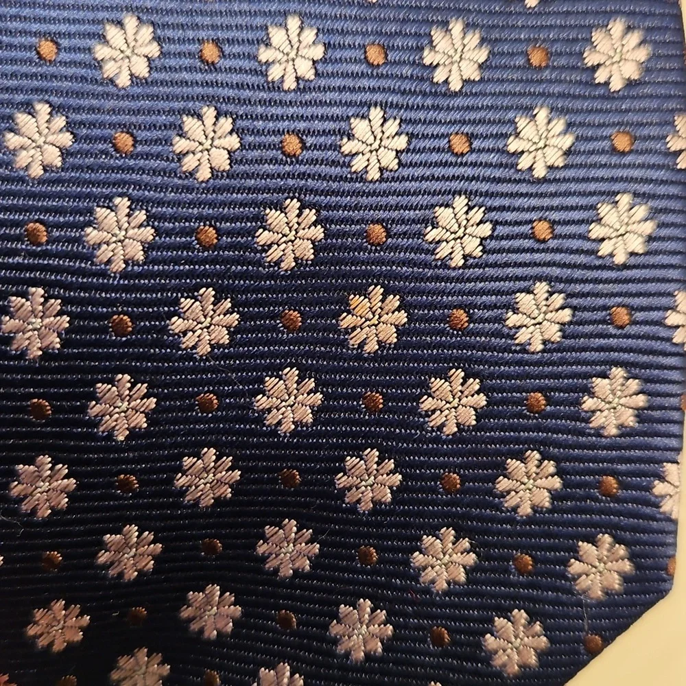 Ike Behar Boys Navy and Floral Tie